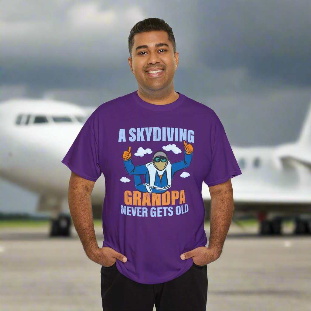 A Skydiving Grandpa Never Gets Old T-Shirt – Funny Skydiver Grandpa Gift - WJMAPPAREL.COM