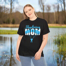 Skydiving Mom t-shirt helps you experience the perfect blend of style